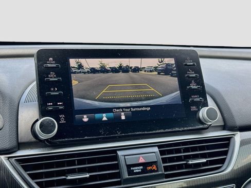 Used 2022 Honda Accord Sport image 29