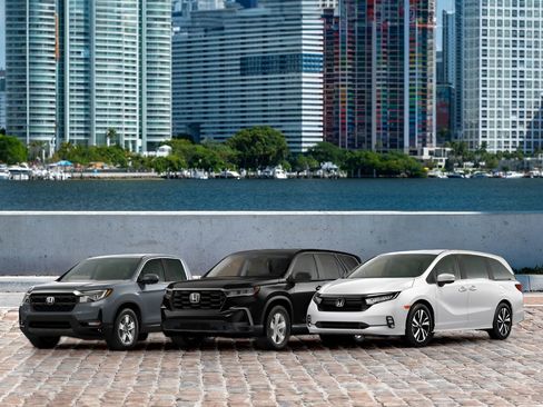 Certified 2024 Honda HR-V EX-L image 36