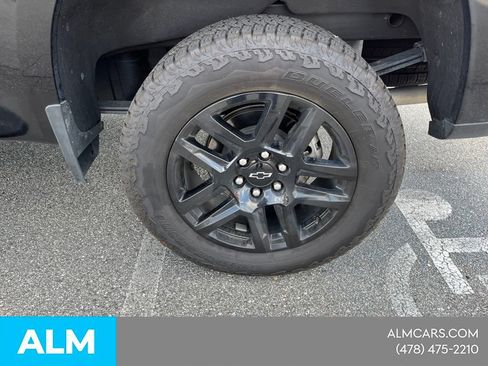 Used 2026 Chevrolet Silverado 1500 Custom Trail Boss AWD/4WD image 6