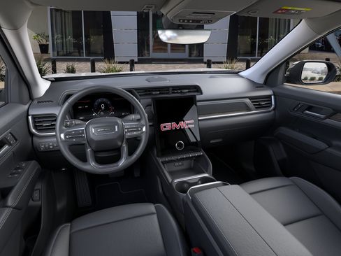 New 2026 GMC Terrain Denali w/ LPO, Black Badging Package AWD/4WD image 15