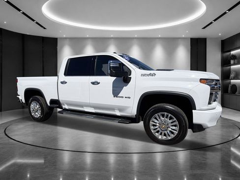 Certified 2022 Chevrolet Silverado 3500 High Country w/ Safety Package II AWD/4WD image 5