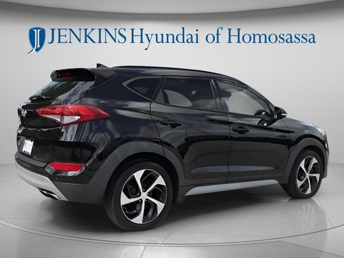 Used 2018 Hyundai Tucson Value FWD image 4