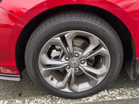 Certified 2024 Honda Accord EX image 9