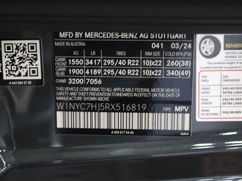 Used 2024 Mercedes-Benz G 63 AMG 4MATIC image 35