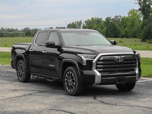 Used 2022 Toyota Tundra Limited AWD/4WD image 1
