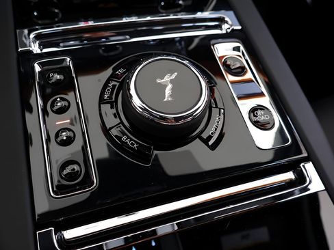 New 2026 Rolls-Royce Cullinan image 29