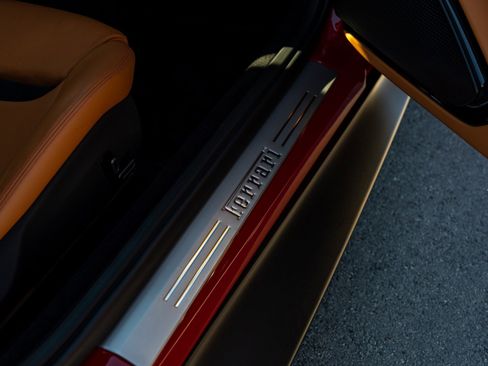 Used 2022 Ferrari Roma RWD image 63