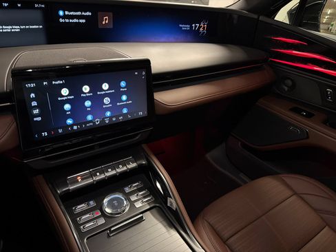 New 2026 Lincoln Nautilus Reserve AWD/4WD image 21