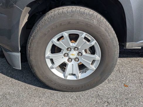 Used 2017 Chevrolet Colorado LT w/ LT Convenience Package RWD image 11
