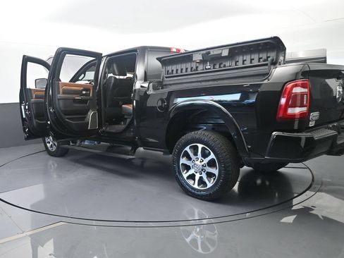 Used 2024 RAM 2500 Limited AWD/4WD image 84