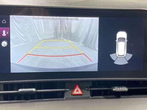 Used 2023 Kia Sportage EX image 23