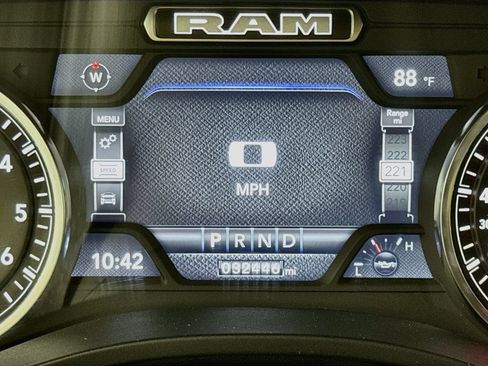 Used 2023 RAM 1500 Laramie AWD/4WD image 14