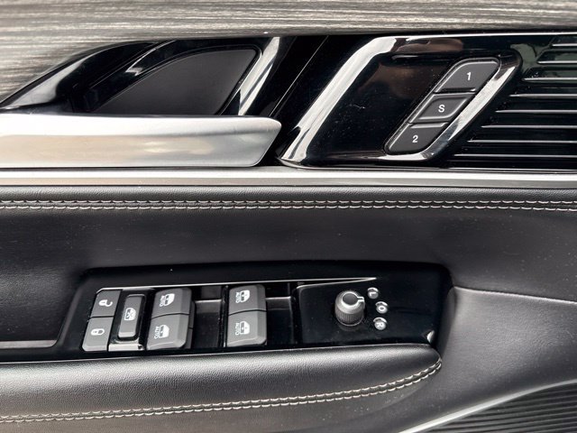 Used 2024 Jeep Wagoneer Series II AWD/4WD image 23