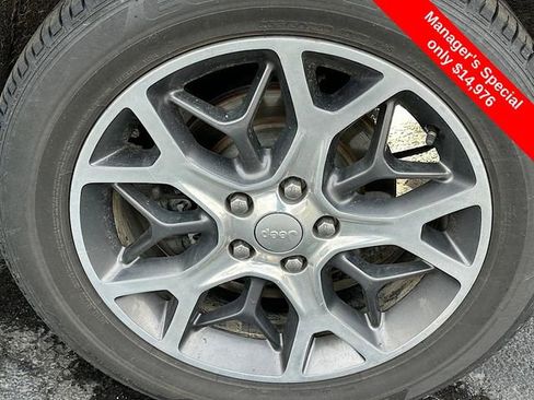 Used 2019 Jeep Grand Cherokee Overland image 26