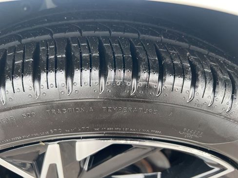 Certified 2025 Kia K5 GT-Line image 41