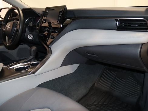 Used 2023 Toyota Camry LE image 56