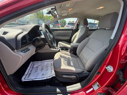 Used 2020 Hyundai Elantra SEL FWD image 16