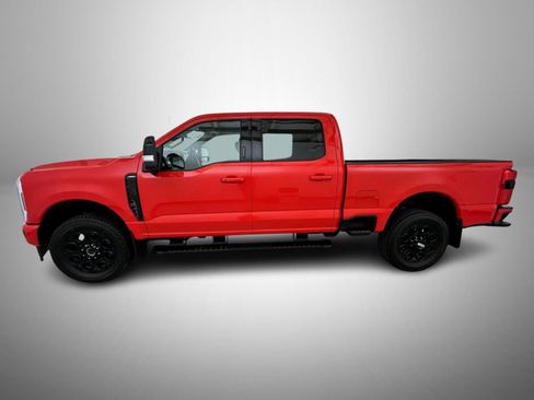 Used 2024 Ford F250 Lariat w/ Black Appearance Package AWD/4WD image 8
