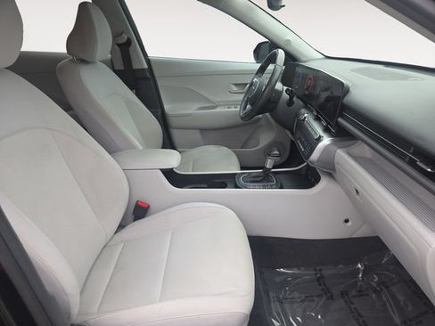Used 2024 Hyundai Kona SEL FWD image 15