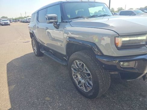 Used 2025 GMC Hummer EV 3X AWD/4WD image 2