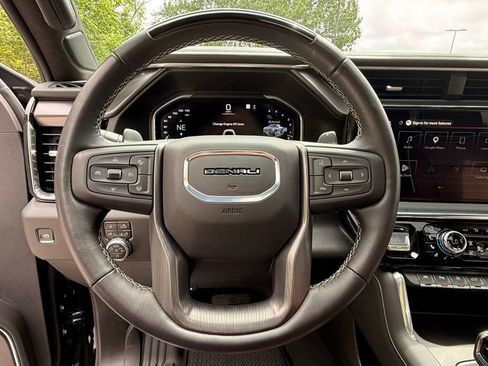 Used 2026 GMC Sierra 1500 Denali Ultimate AWD/4WD image 12