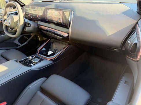 Used 2025 BMW X3 xDrive30i image 2