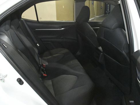 Used 2021 Toyota Camry LE image 50