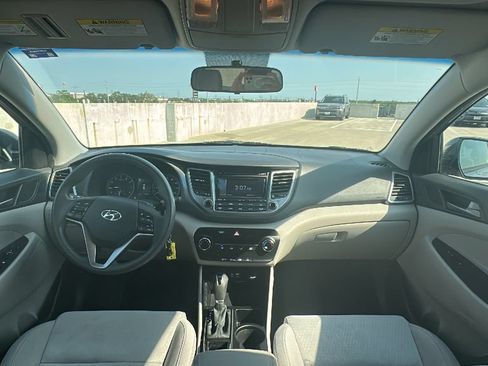 Used 2016 Hyundai Tucson SE w/ Option Group 02 FWD image 21