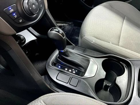 Used 2013 Hyundai Santa Fe Limited w/ Technology Pkg FWD image 16