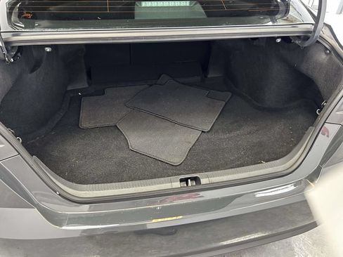 Used 2025 Toyota Camry SE w/ Convenience Package FWD image 10