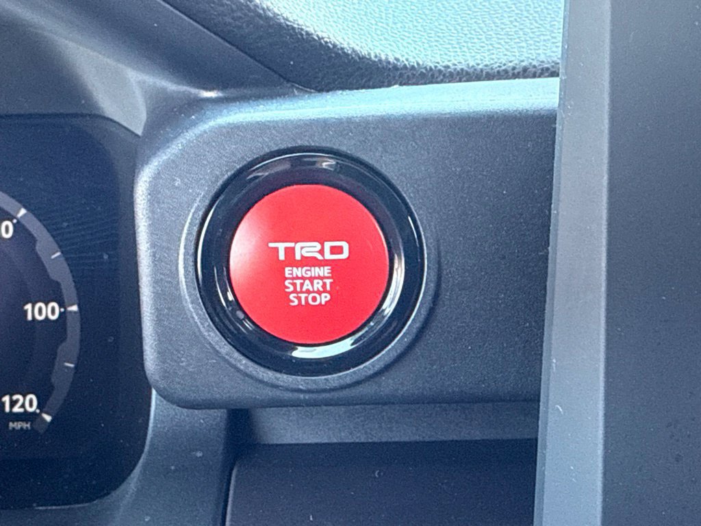 Used 2025 Toyota Tacoma TRD Off-Road AWD/4WD image 26