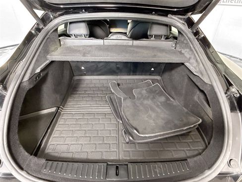 Used 2022 Tesla Model S image 29