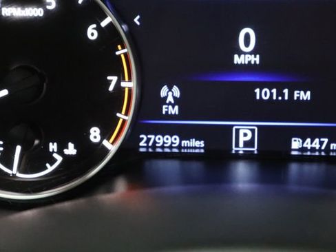 Used 2024 Nissan Altima 2.5 SV image 40