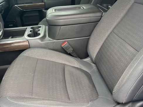 Used 2019 Chevrolet Silverado 1500 LT Trail Boss image 12