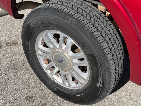 Used 2014 Ford F150 Lariat w/ Equipment Group 501A Mid image 24