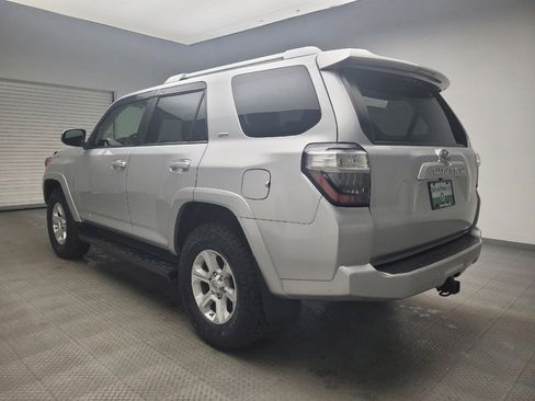 Used 2018 Toyota 4Runner SR5 image 5