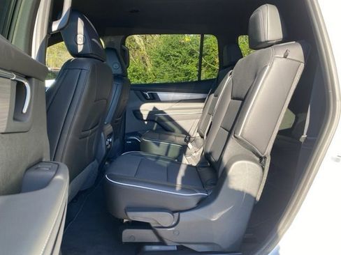 New 2026 Buick Enclave Preferred image 23