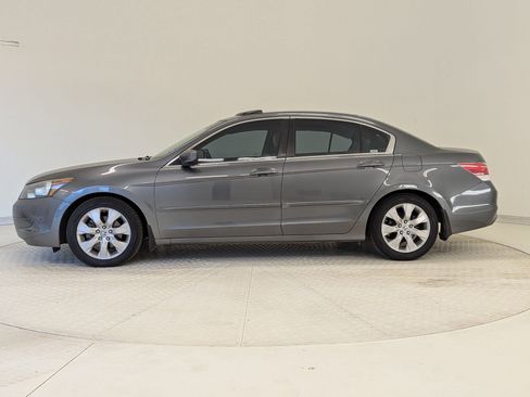 Used 2009 Honda Accord EX-L image 2