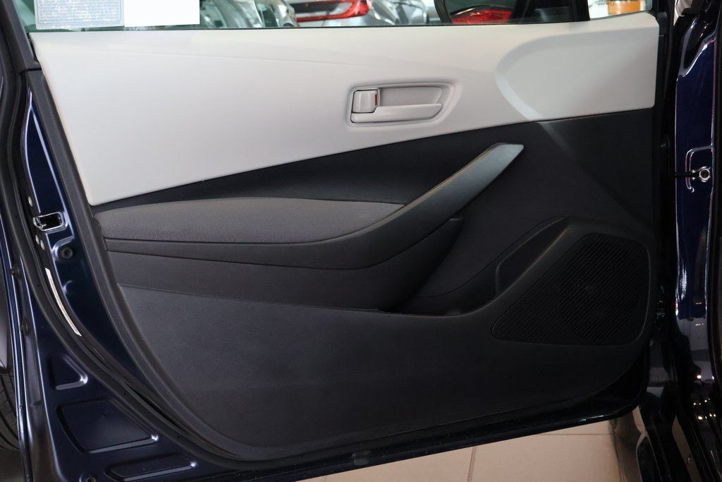 Used 2026 Toyota Corolla LE FWD image 11