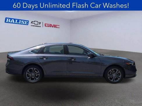 Used 2023 Honda Accord EX image 3