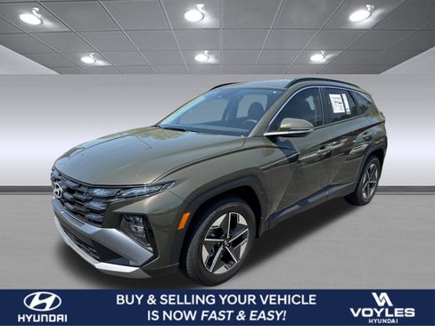 New 2025 Hyundai Tucson SEL image 1