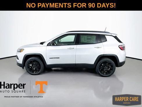 New 2026 Jeep Compass Latitude AWD/4WD image 10
