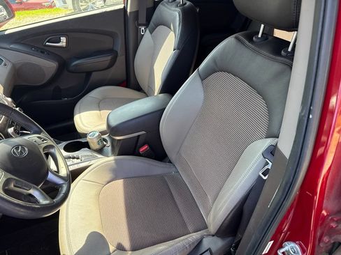 Used 2013 Hyundai Tucson GLS FWD image 5