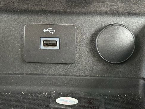 Used 2018 Ford Fusion S FWD image 20