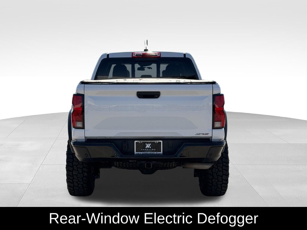 Used 2024 Chevrolet Colorado ZR2 w/ ZR2 Convenience Package III AWD/4WD image 8
