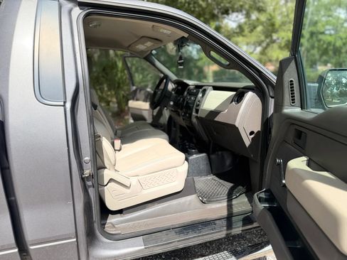 Used 2010 Ford F150 XLT AWD/4WD image 4