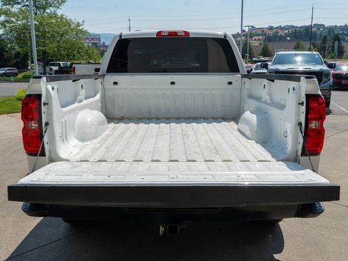 Used 2019 Chevrolet Silverado 1500 W/T AWD/4WD image 29