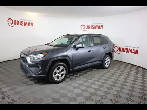 Used 2021 Toyota RAV4 XLE image 4