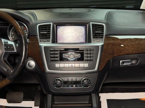 Used 2014 Mercedes-Benz GL 450 GL 450 4MATIC Sport Utility 4D image 37