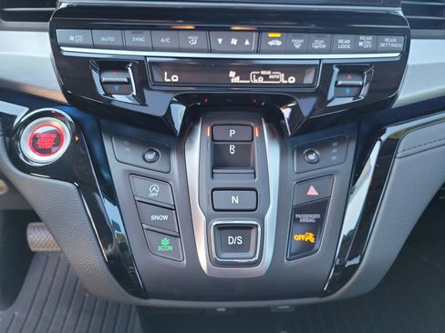 Certified 2026 Honda Odyssey Touring image 37